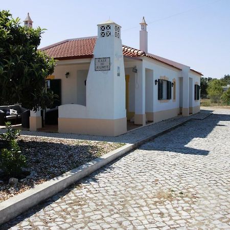 Guest House Alfarrobeiras 阿尔布费拉 外观 照片