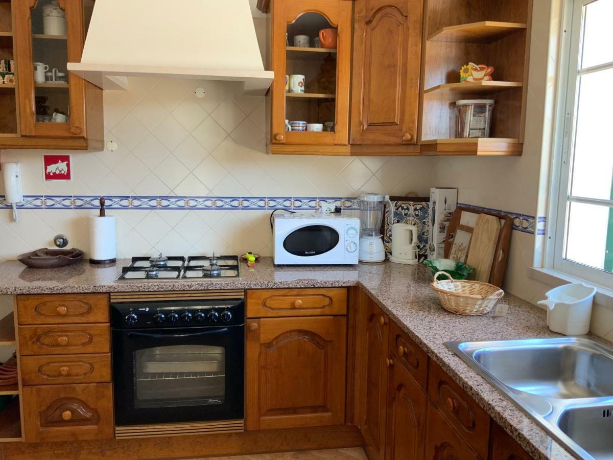 Guest House Alfarrobeiras 阿尔布费拉 外观 照片