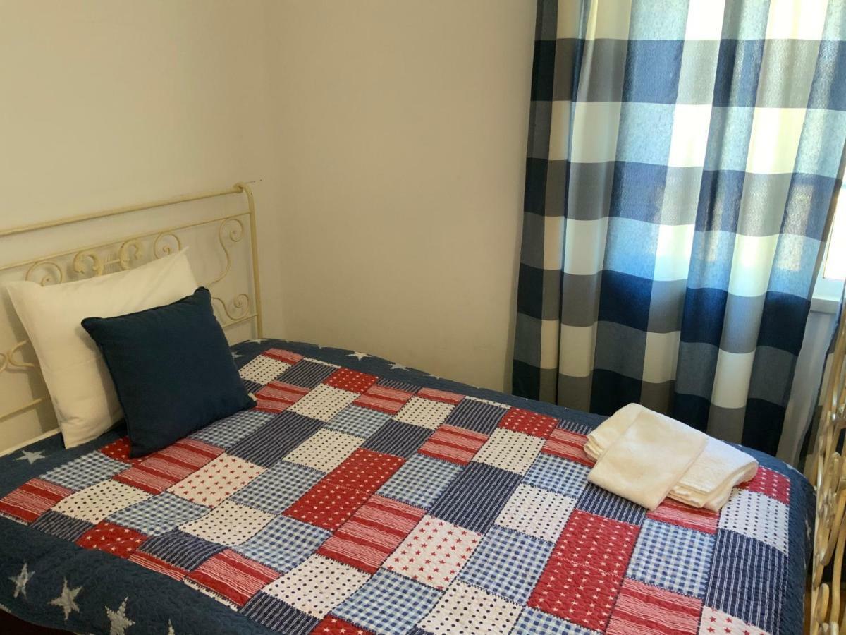 Guest House Alfarrobeiras 阿尔布费拉 外观 照片